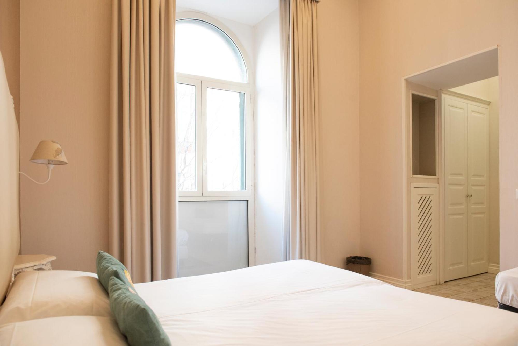 Certosa Suite Наполи Екстериор снимка
